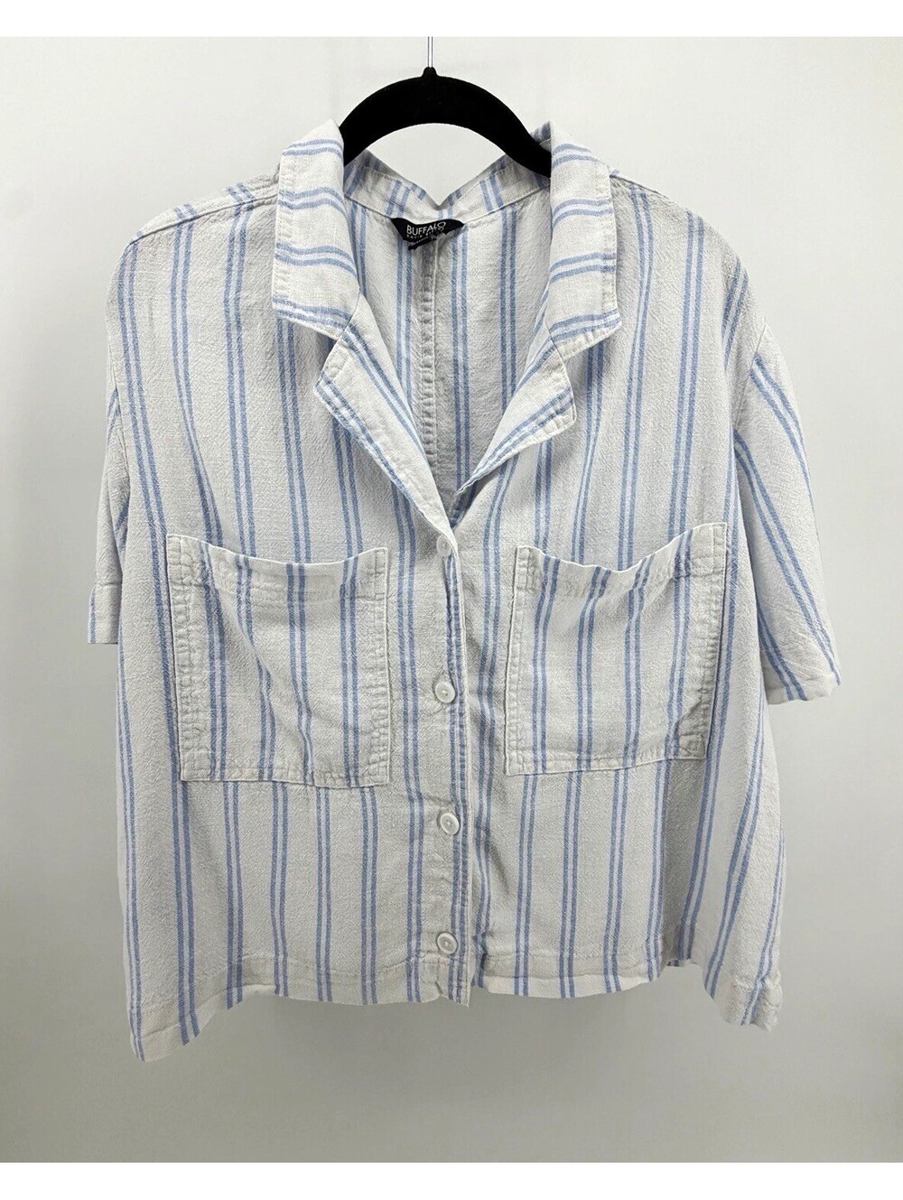 Buffalo David Bitton Womenâs L White Blue Striped Collared Button-Up Pockets